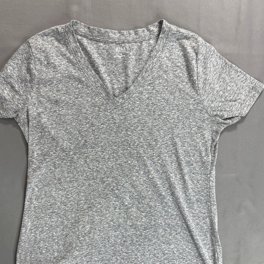 A.N.A. New Approach Womens Grey Heathered V-Neck Short Sleeve T-Shirt Size S